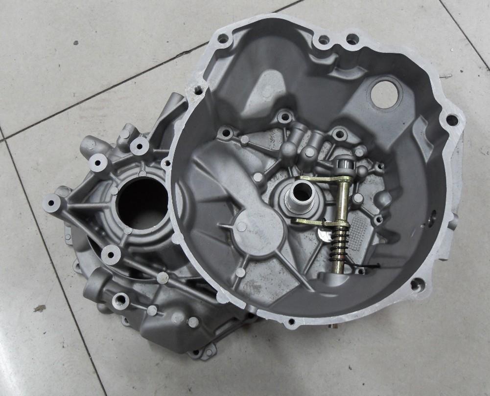 Transmission housing