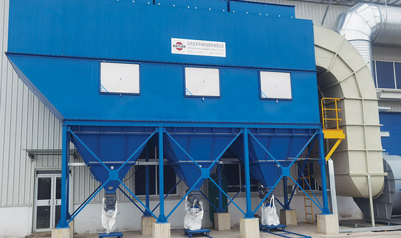 Grinding area filter cartridge dust removal system